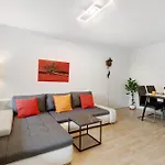 Fuchsbau Mit Seeblick *